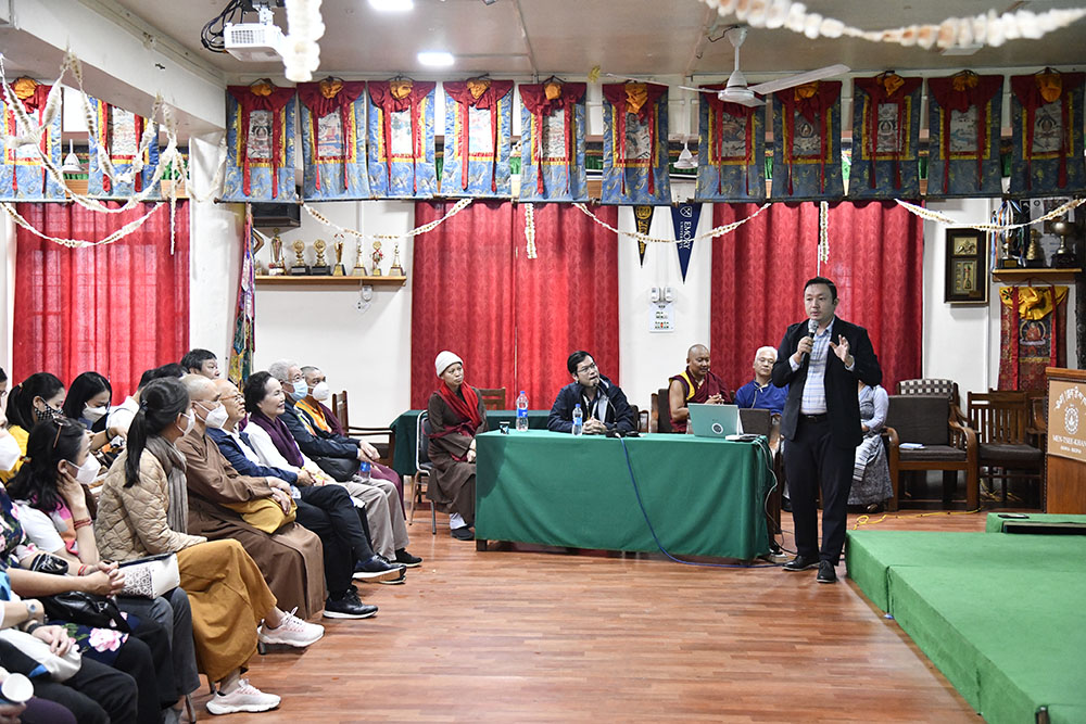 Read more about the article Visitors from Vietnam
